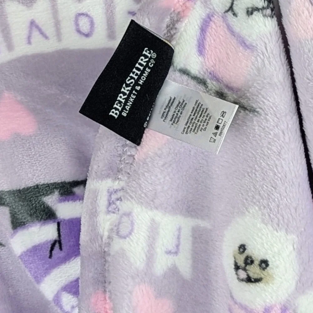 Boston Terrier Frenchie Pugs Kisses Love Plush Throw Blanket Lavender 60x70 NWT